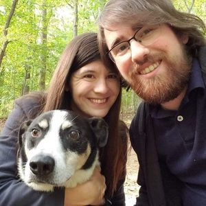 Meet your Posher, Lois